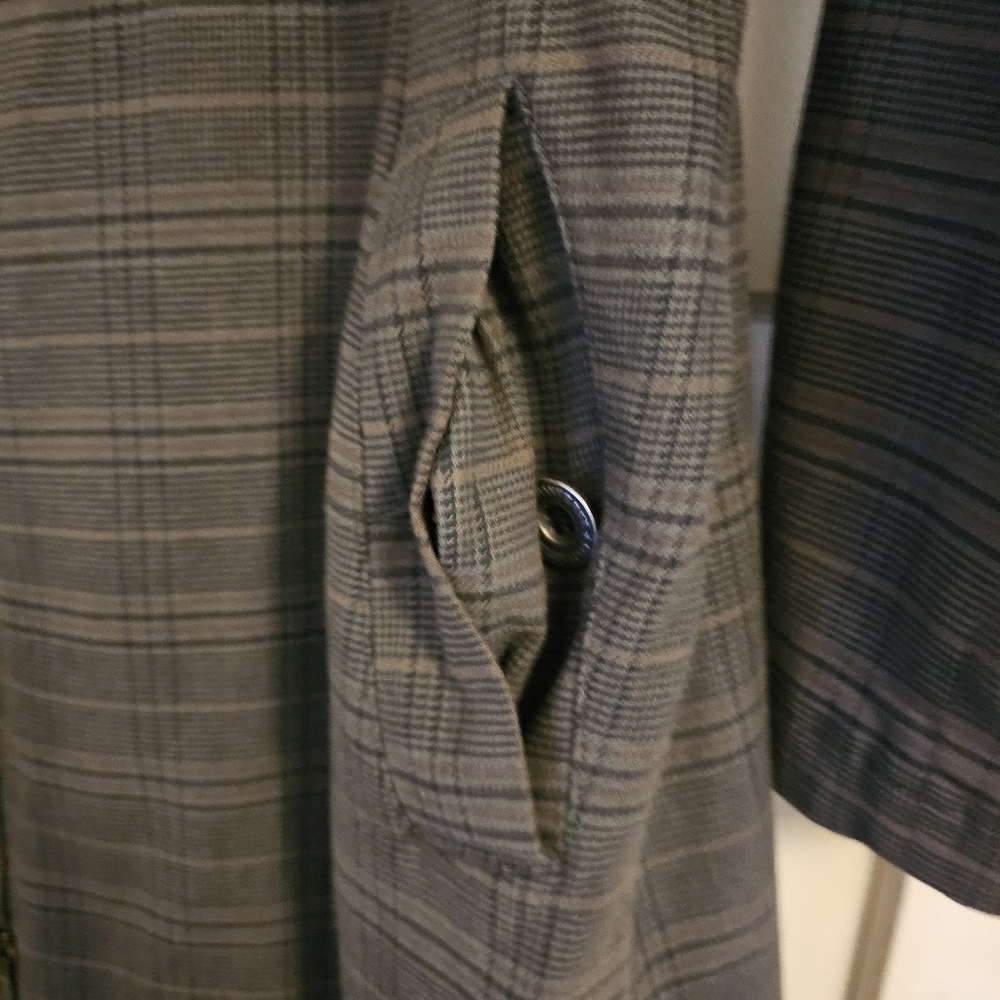 Converse x John Varvatos size US1 small brown and black Plaid Trench Coat. - Picture 10 of 10